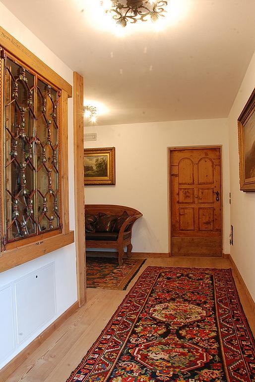 Jaegerhaus Agriturismo كورتينا دامبيتزو المظهر الخارجي الصورة